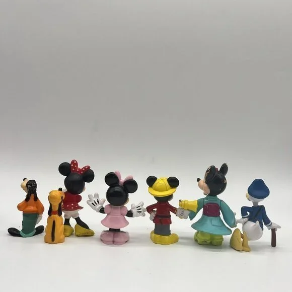 Disney Bundle Lot Of 7 Mickey Donald Minnie White House Pluto Cake Toppers PVC - Picture 6 of 6